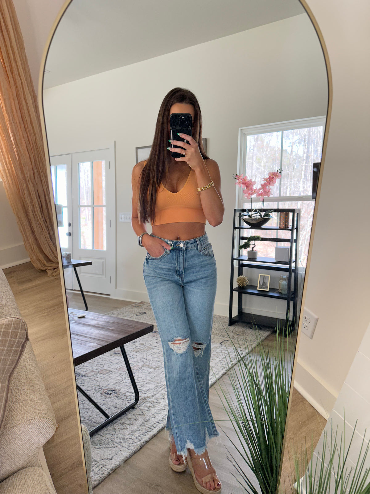 Vervet High Rise Flare
Jeans